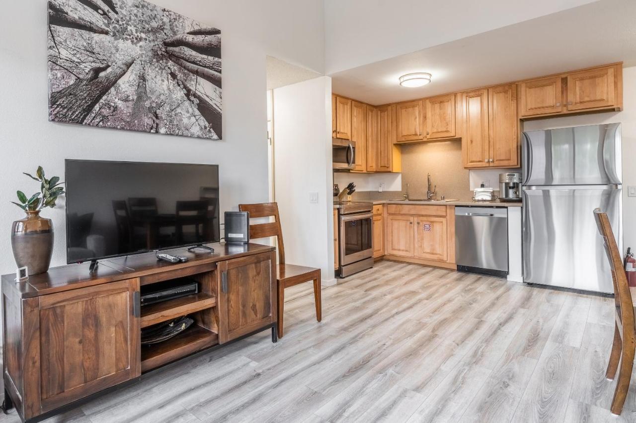 Summit #256 - Top Floor Summit 1 Bedrm 1 Bathrm Condo Just Steps Too Little Eagle Lodge Sleeps 4 Mammoth Lakes Eksteriør billede